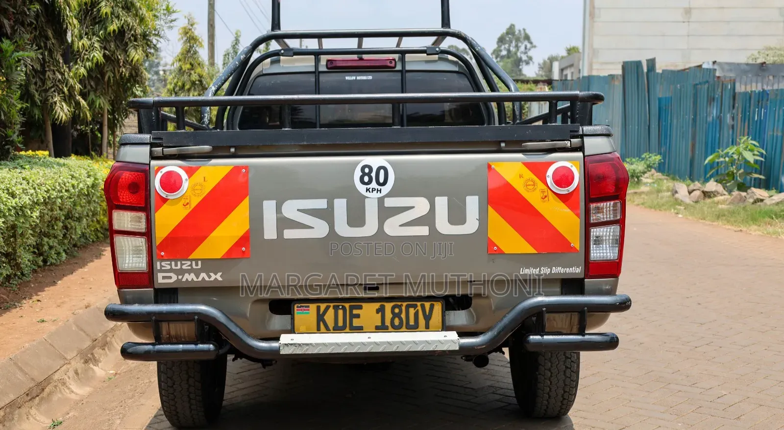 Isuzu D-MAX 2021 Gray