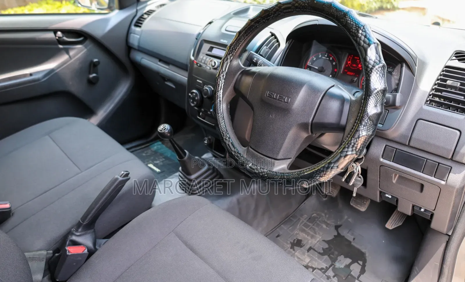 Isuzu D-MAX 2021 Gray