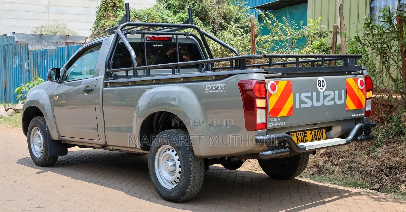 Isuzu D-MAX 2021 Gray
