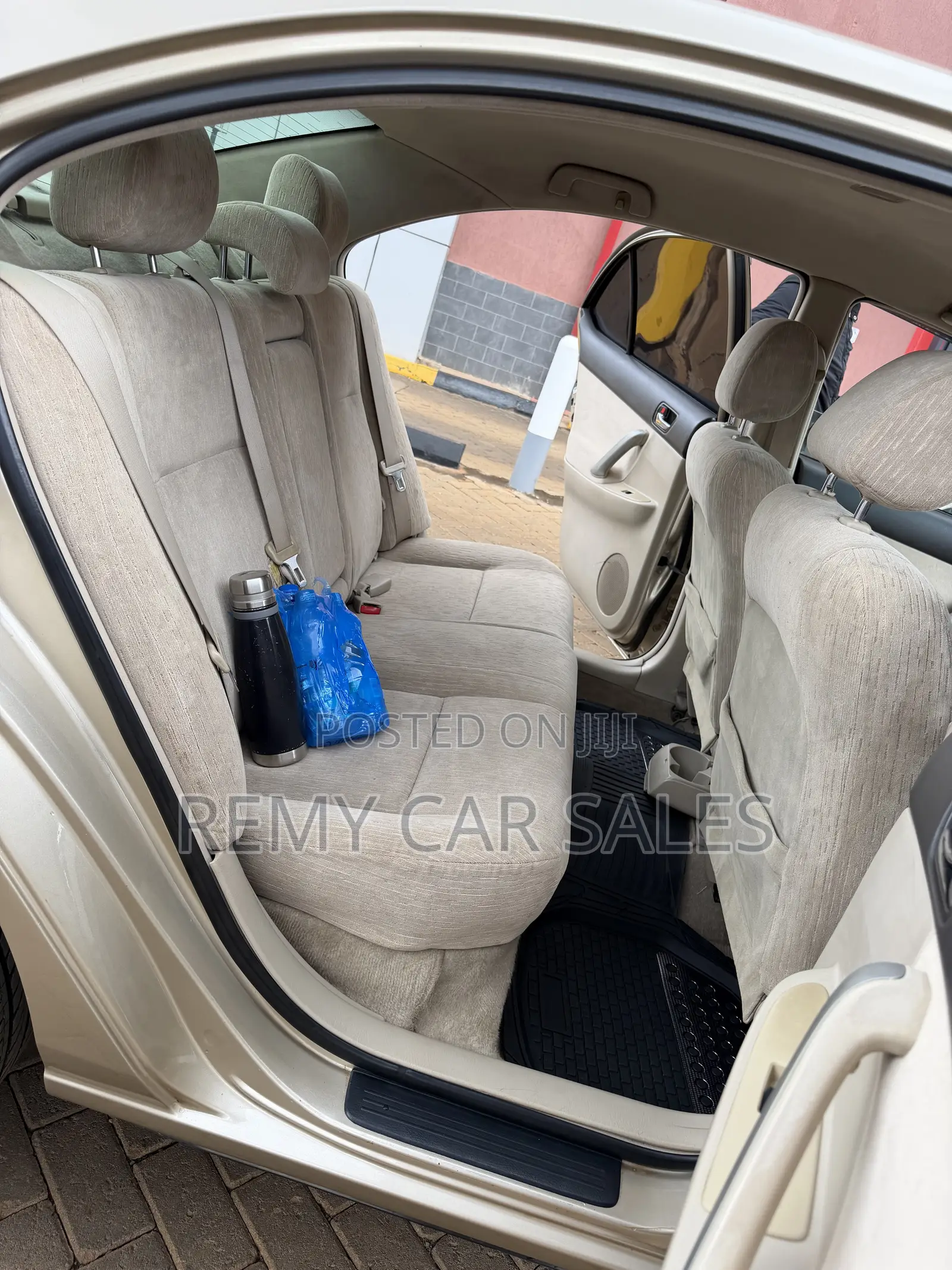 Toyota Premio 2006 Gold