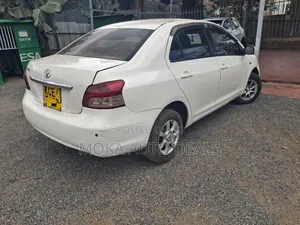Toyota Belta 2008 White