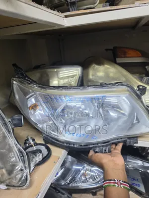 SH5 Subaru Forester Headlights Non Xenon