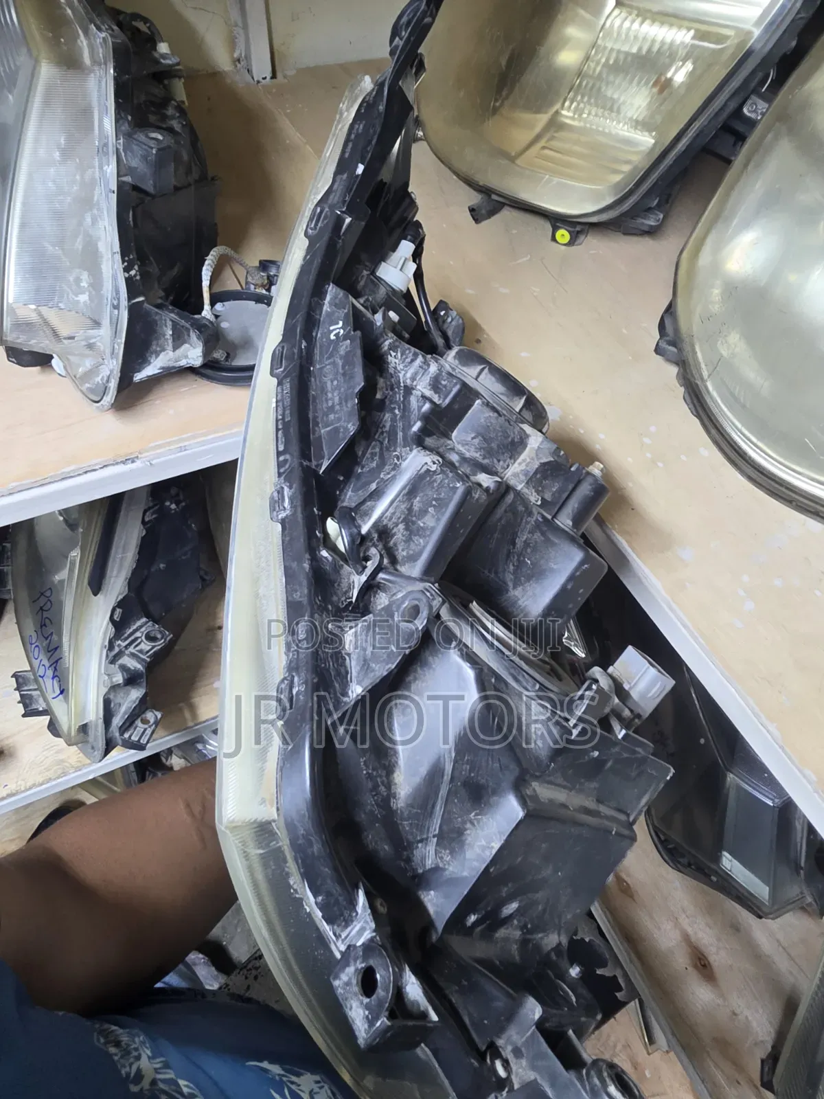 SH5 Subaru Forester Headlights Non Xenon