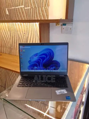 New Laptop Dell Latitude 5320 16GB Intel Core i5 SSD 256GB