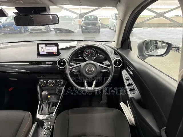 Mazda 2 2019