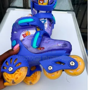 *Adjustable Roller-Skating Shoes Size 27-30