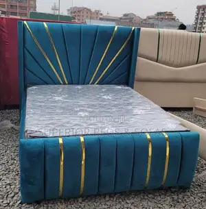 5x6 Glam Teal Sunburst Chester Bed