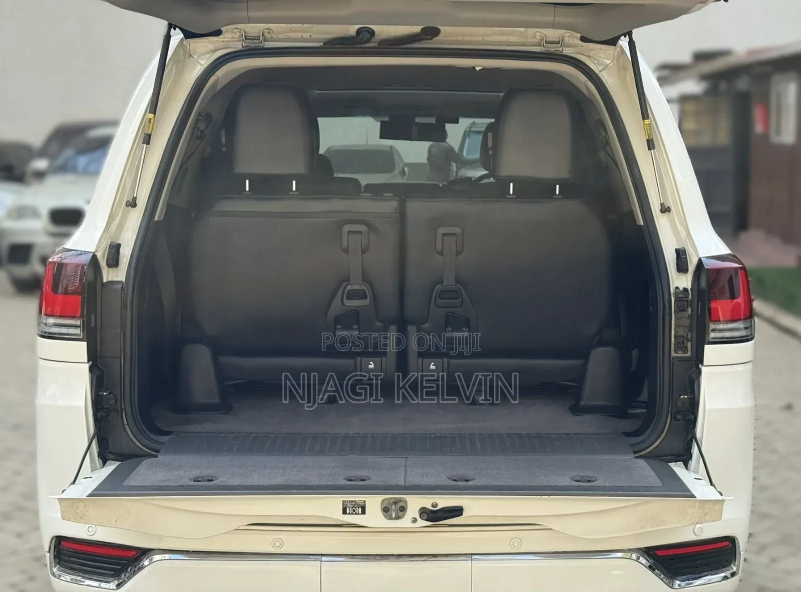 Toyota Land Cruiser 4.6 V8 ZX 2015 White