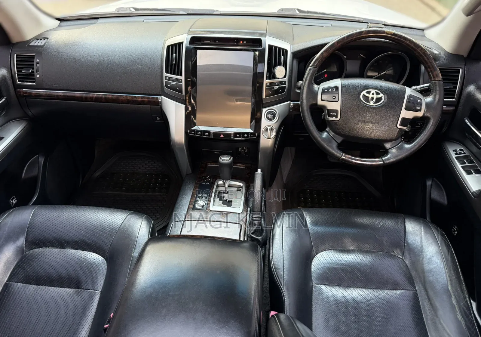 Toyota Land Cruiser 4.6 V8 ZX 2015 White