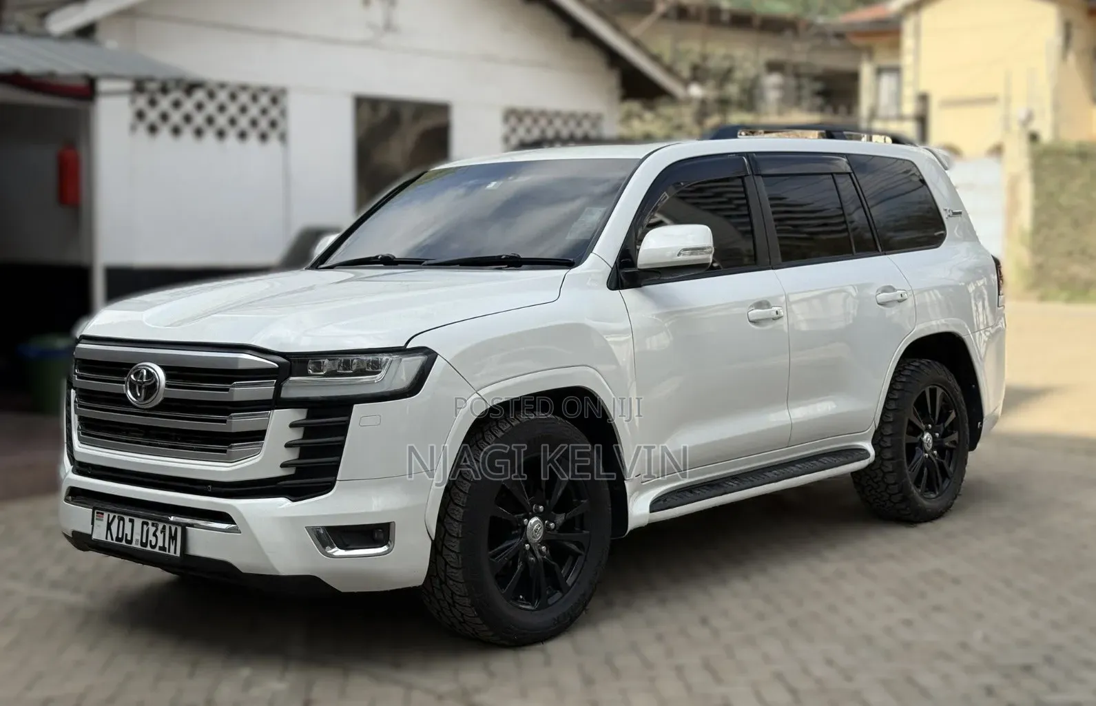 Toyota Land Cruiser 4.6 V8 ZX 2015 White