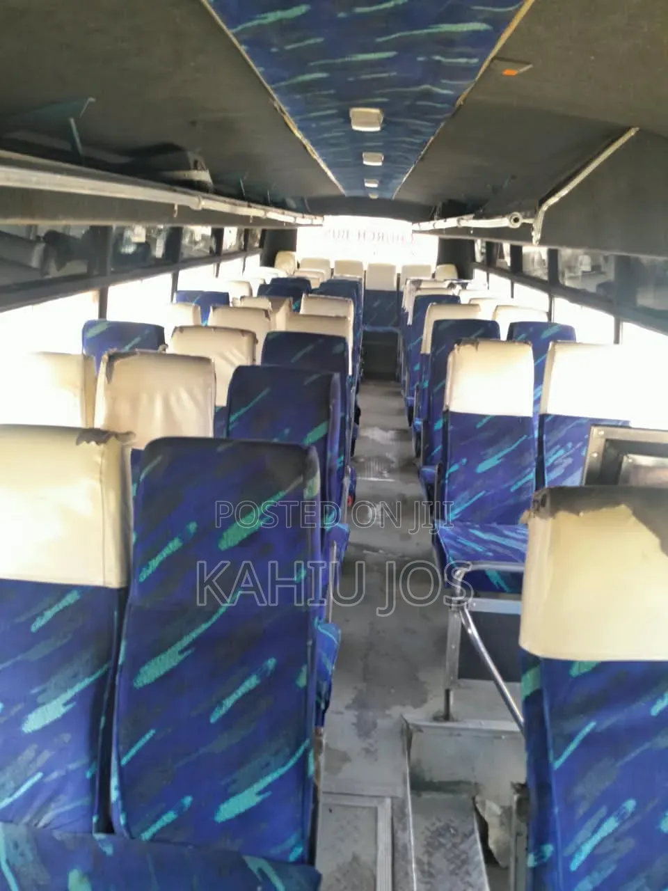 Isuzu FRR 2010 Blue