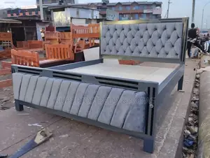 5x6 Executive Grey Chesterfield Bed