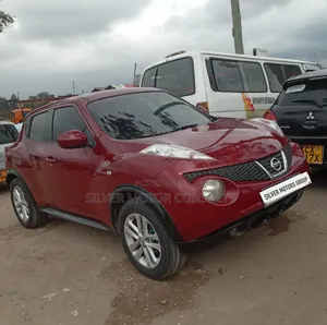 Nissan Juke S 2011 Maroon