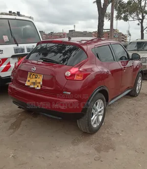 Nissan Juke S 2011 Maroon