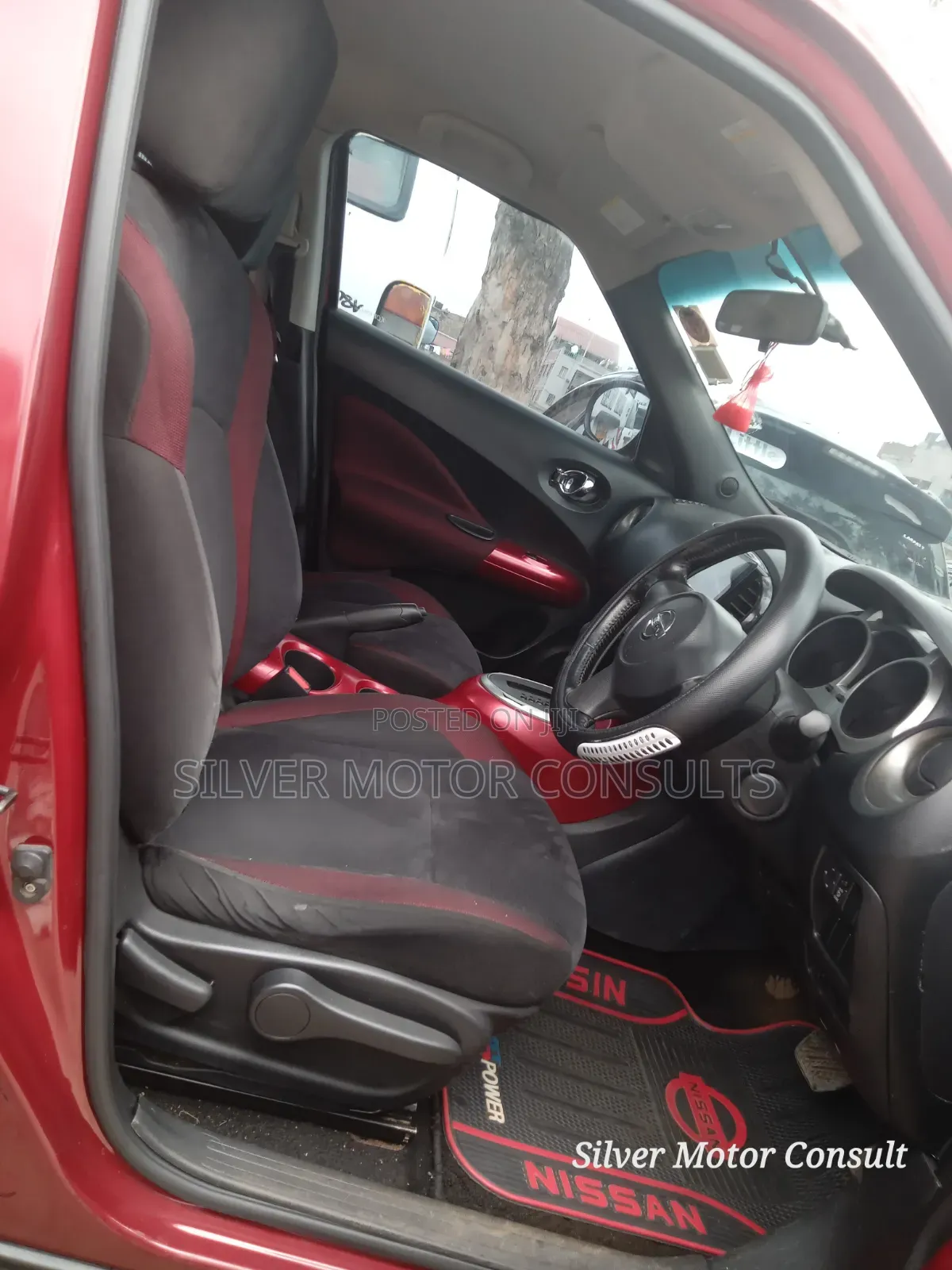 Nissan Juke S 2011 Maroon