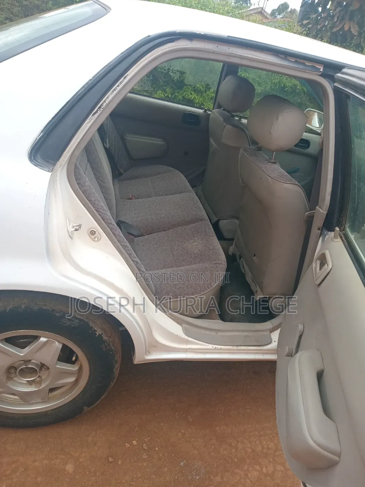 Toyota Corolla 2000 White