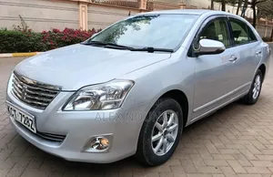 Toyota Premio 2013 Silver