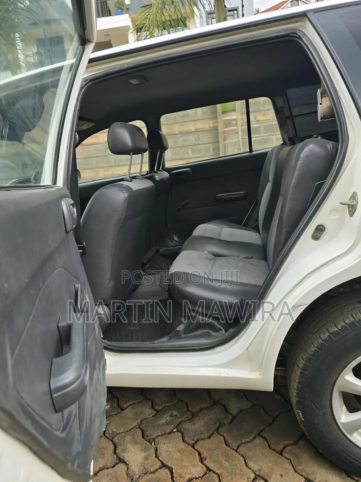 Toyota Caldina 2001 White