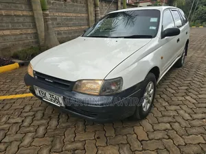 Toyota Caldina 2001 White