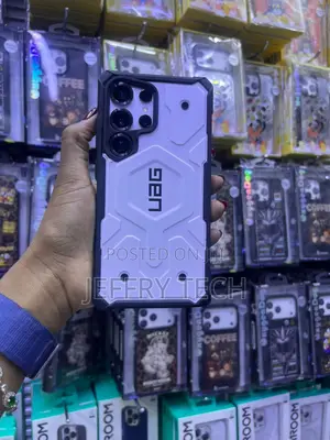 Urban Armor Gear (UAG) Pathfinder Series Phone Case S24 Ultra