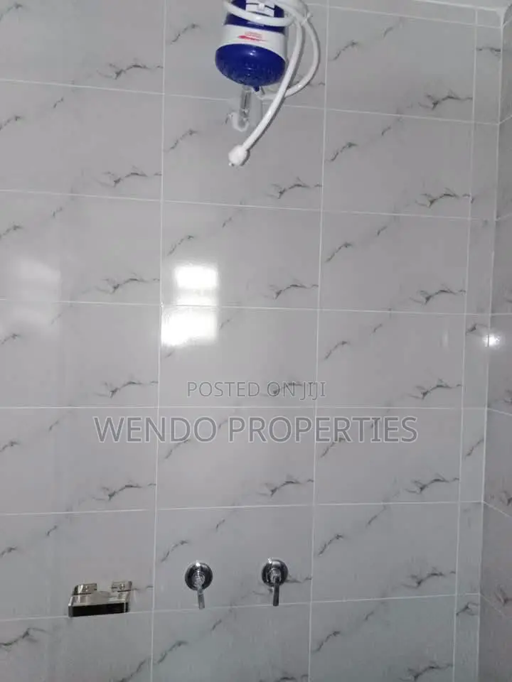 2bdrm Apartment in Zambia, Ole Polos for rent