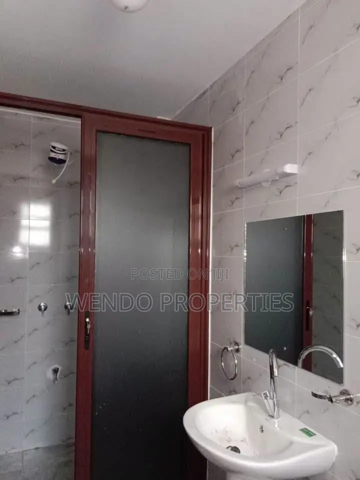 2bdrm Apartment in Zambia, Ole Polos for rent