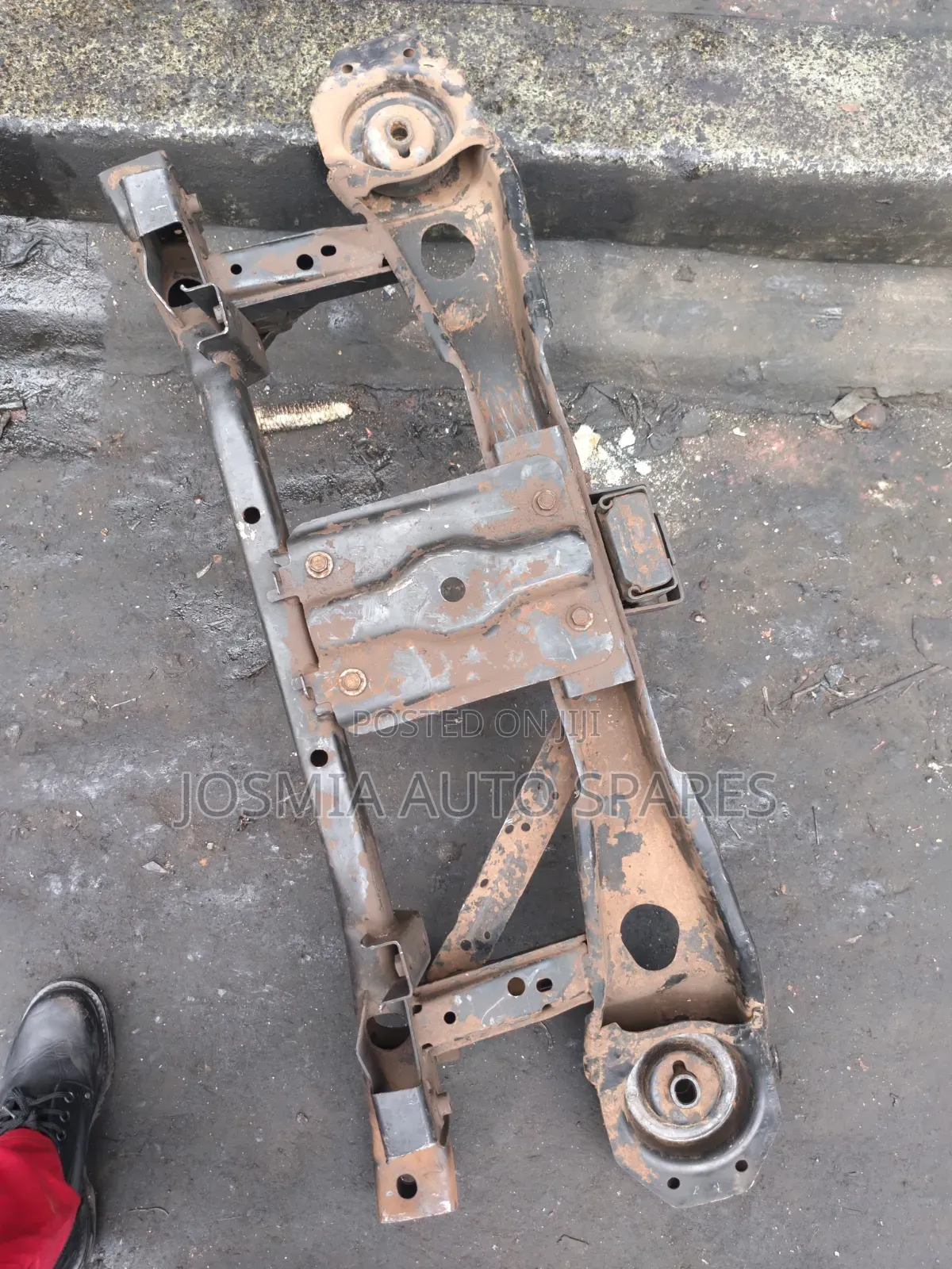Mazda Biante Rear Cross Member