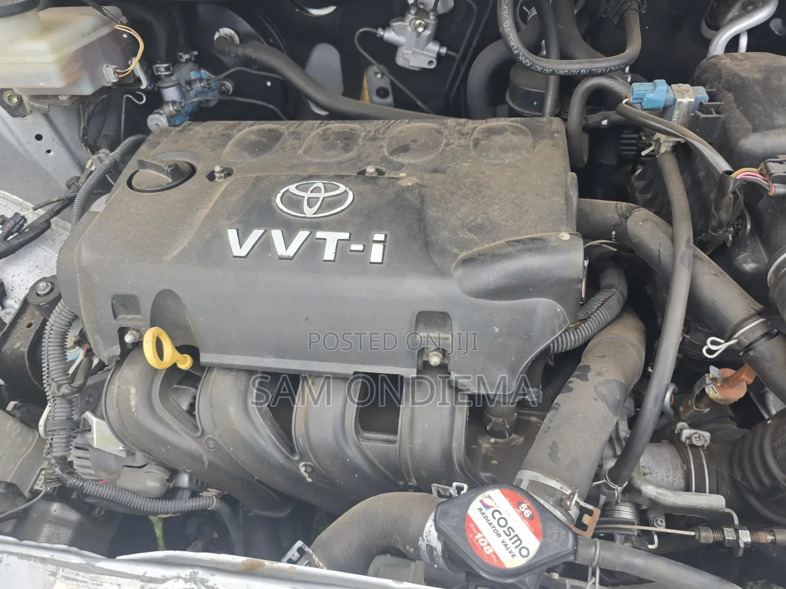 Toyota IST 2004 Silver