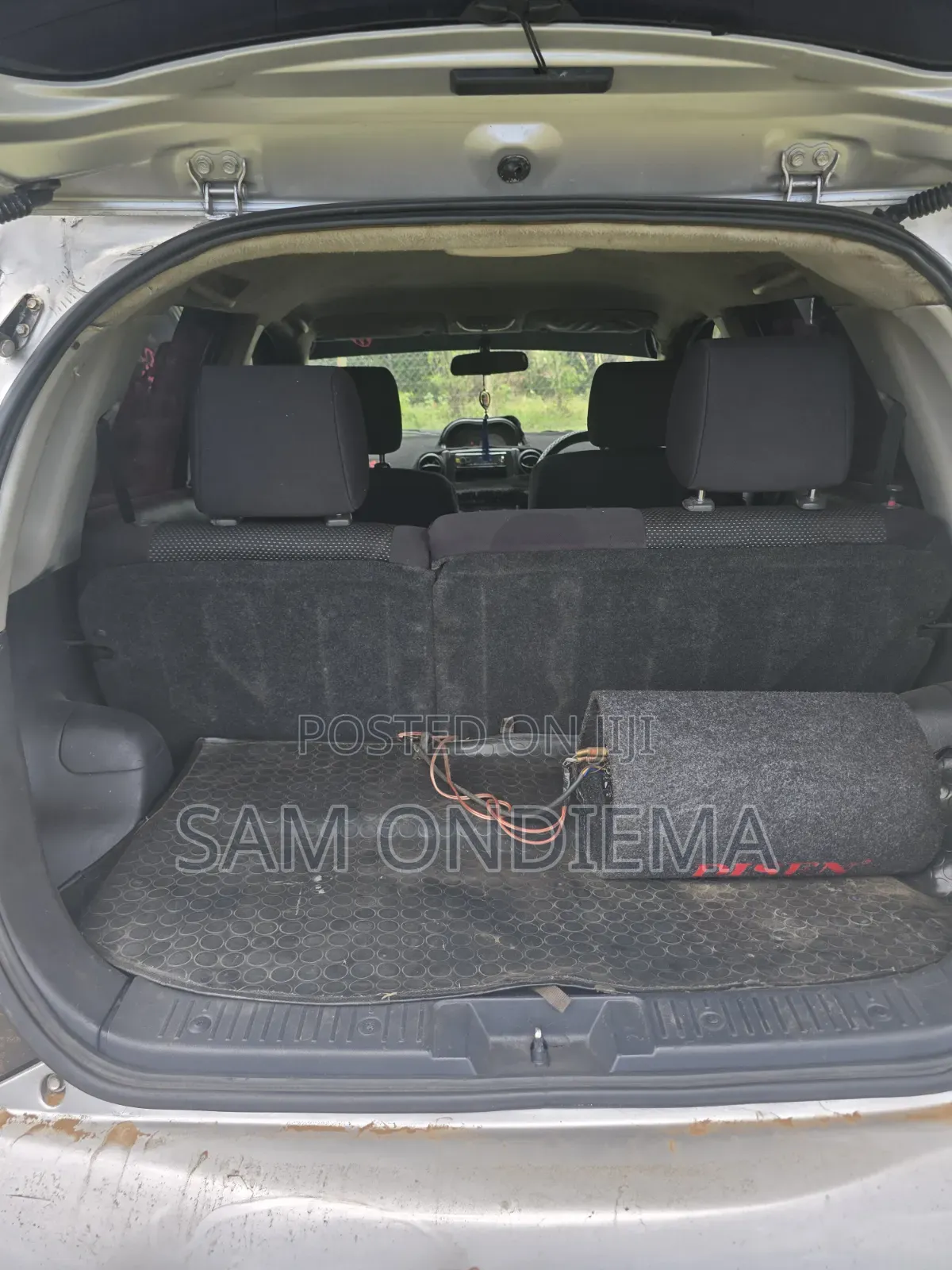 Toyota IST 2004 Silver