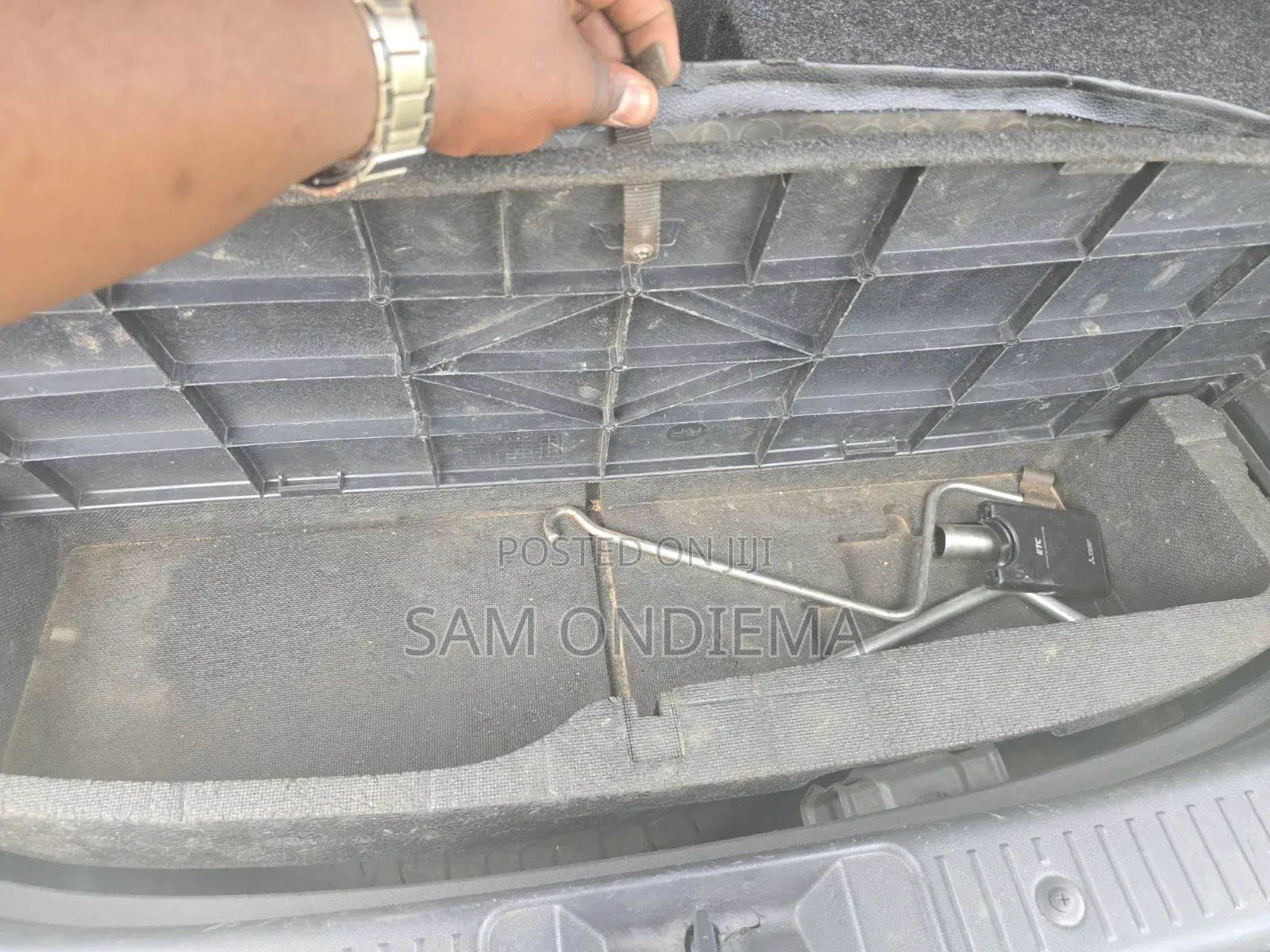 Toyota IST 2004 Silver
