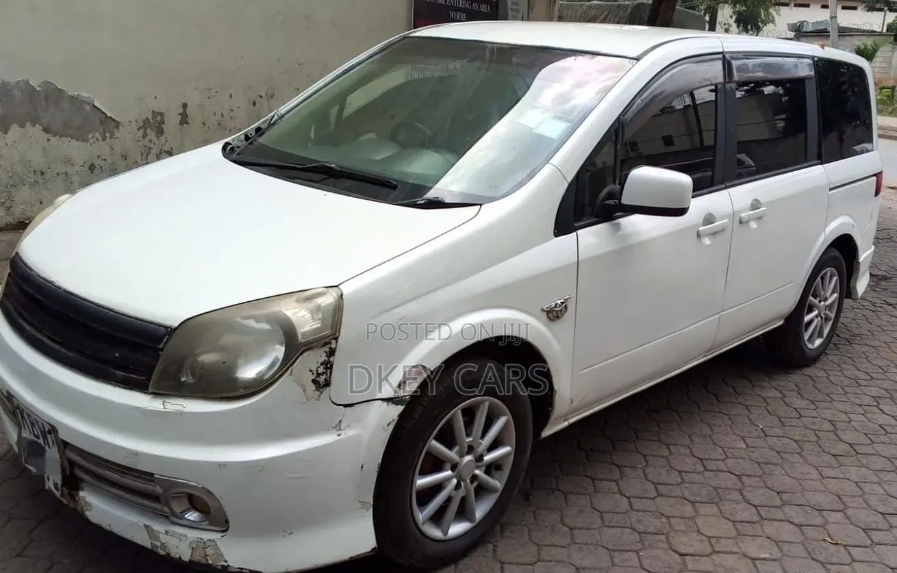 Nissan Lafesta 2003 White