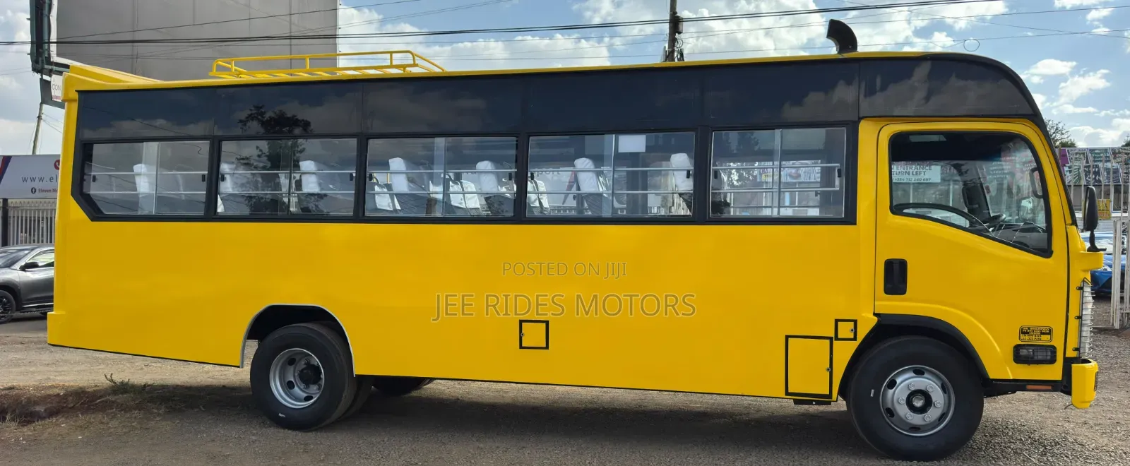 Isuzu NQR 2022 Yellow