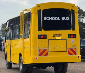 Isuzu NQR 2022 Yellow