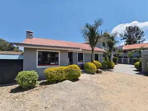 3bdrm Bungalow in Ngong CBD for rent
