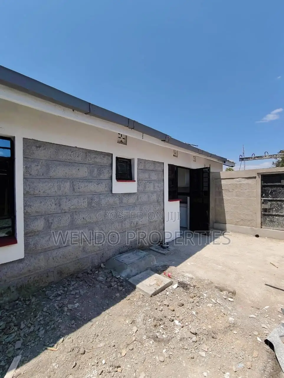 3bdrm Bungalow in Ngong CBD for rent