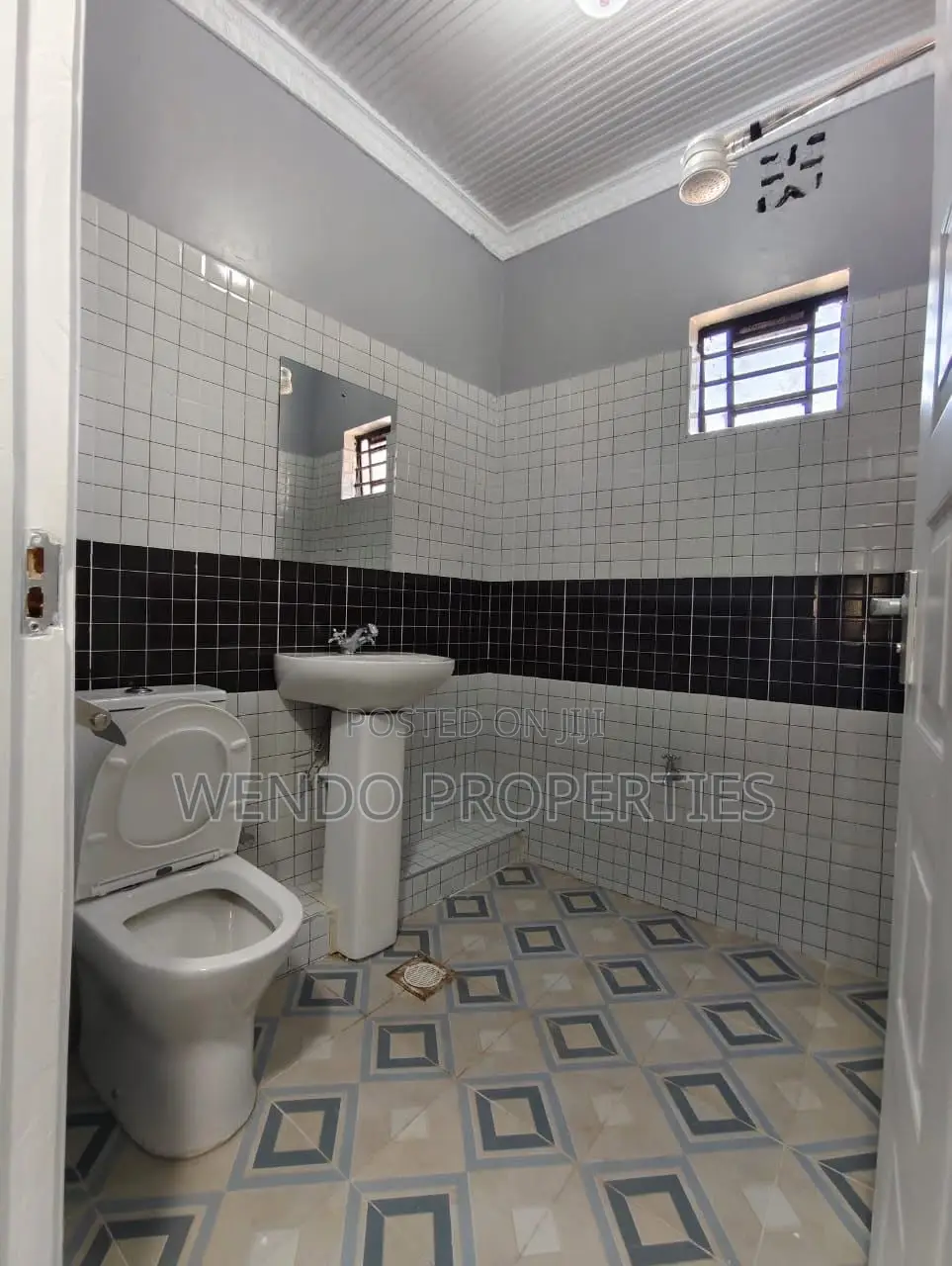3bdrm Bungalow in Ngong CBD for rent