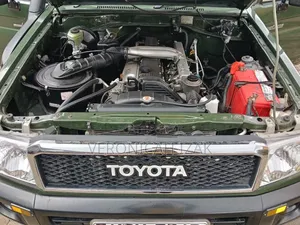 Toyota Land Cruiser 2018 Green