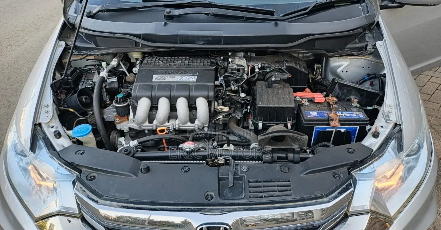 Honda Insight 2013 Silver