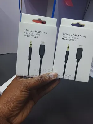 8 Pin to 3.5 Aux Audio Adapter Cable