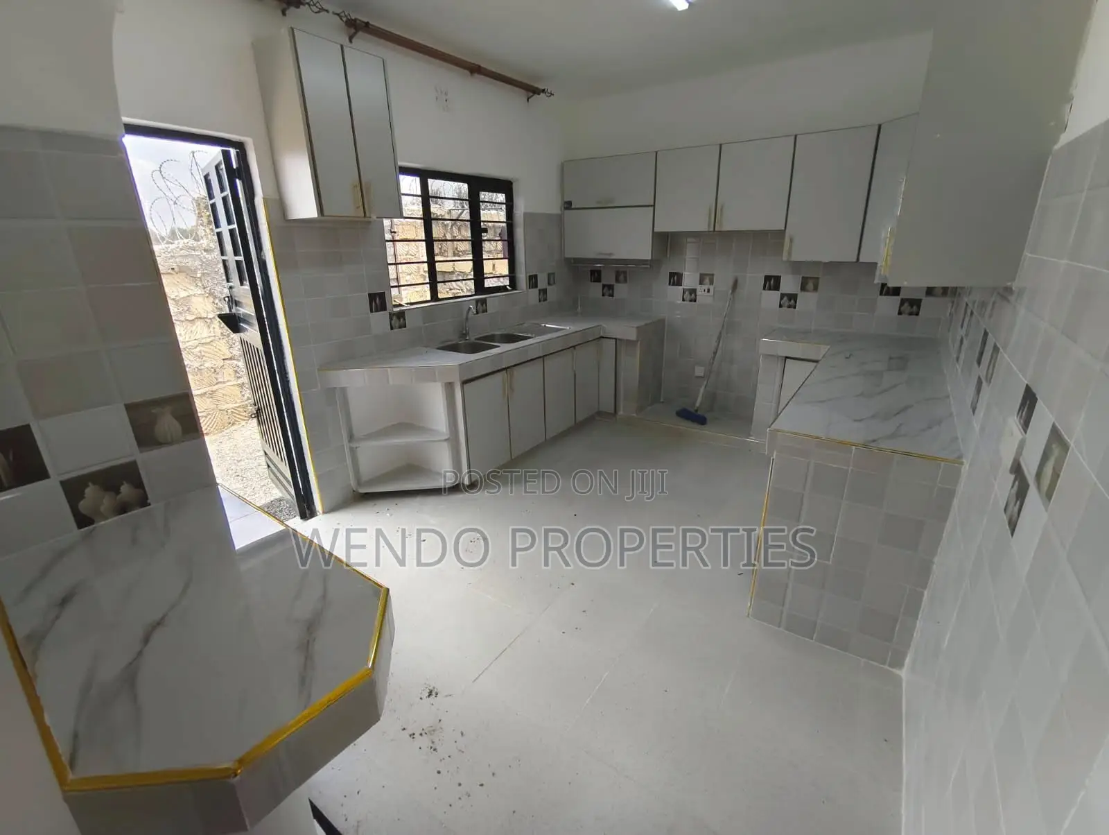 4bdrm Bungalow in Matasia for rent