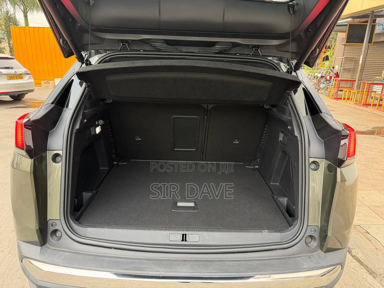 Peugeot 3008 2019 Green