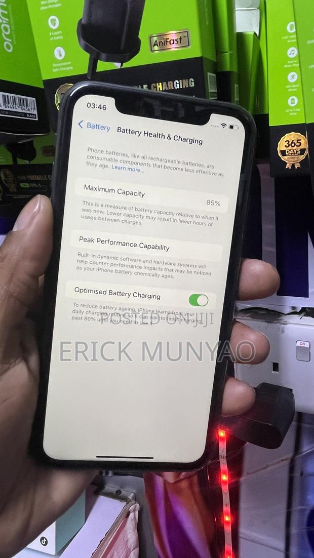 Apple iPhone 11 128 GB Gray - thumbnail 2