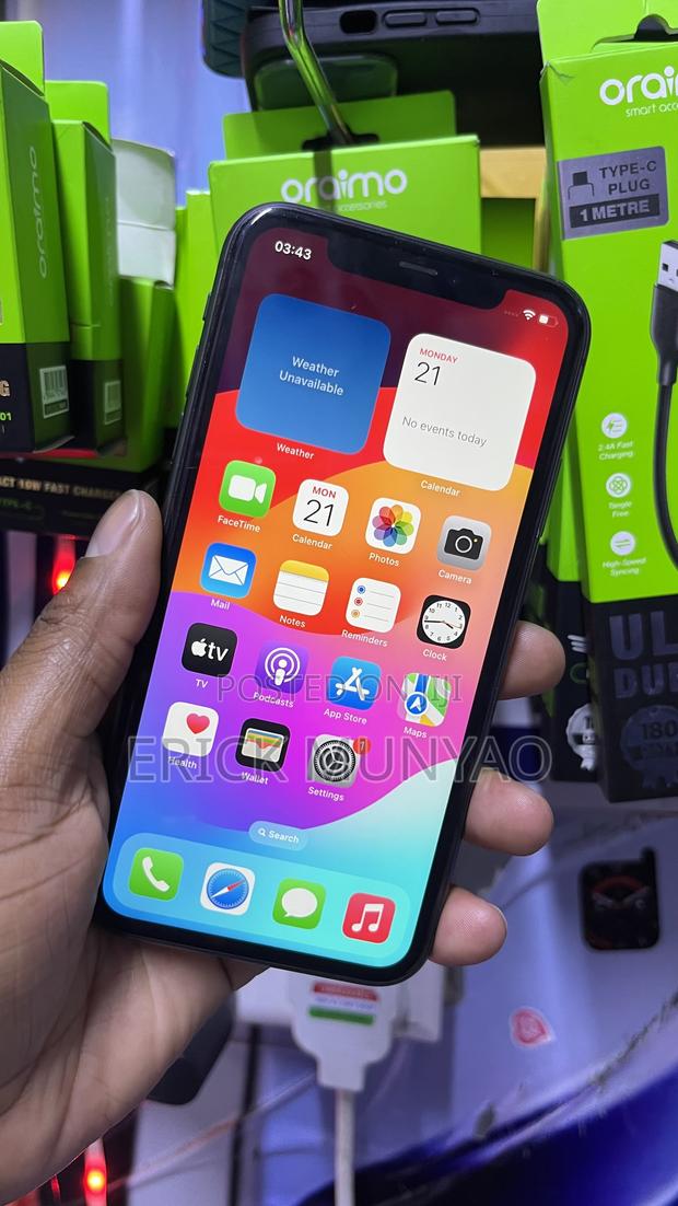Apple iPhone 11 128 GB Gray - thumbnail 5