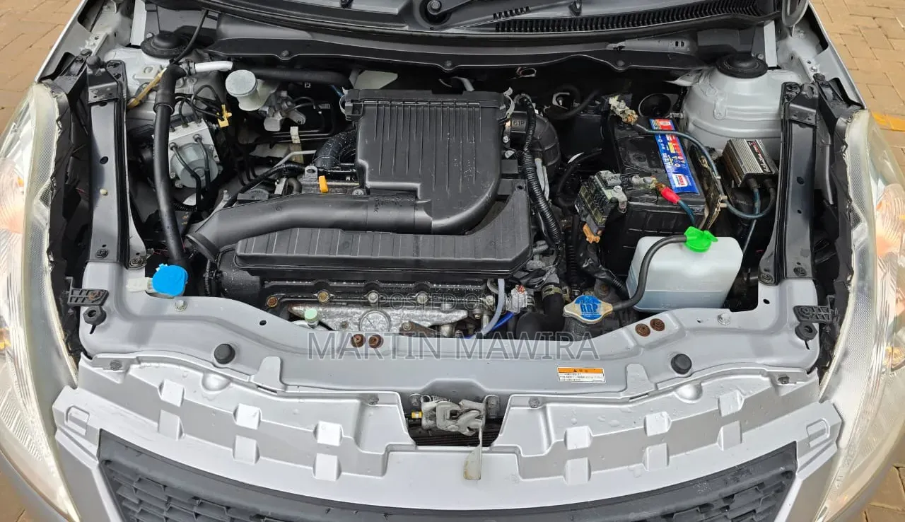 Suzuki Swift 2014 Silver