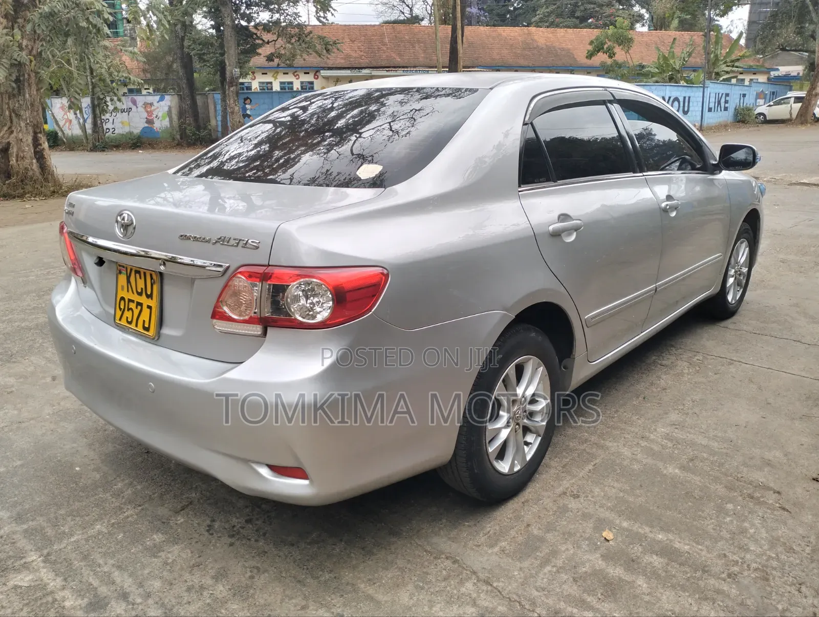 Toyota Corolla 2012 Silver