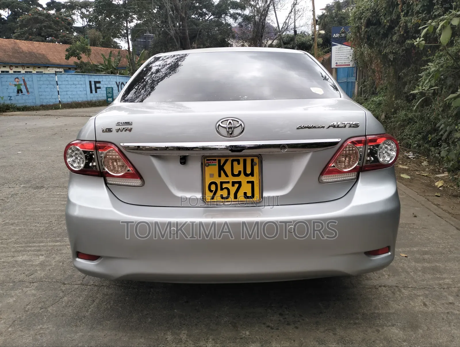 Toyota Corolla 2012 Silver