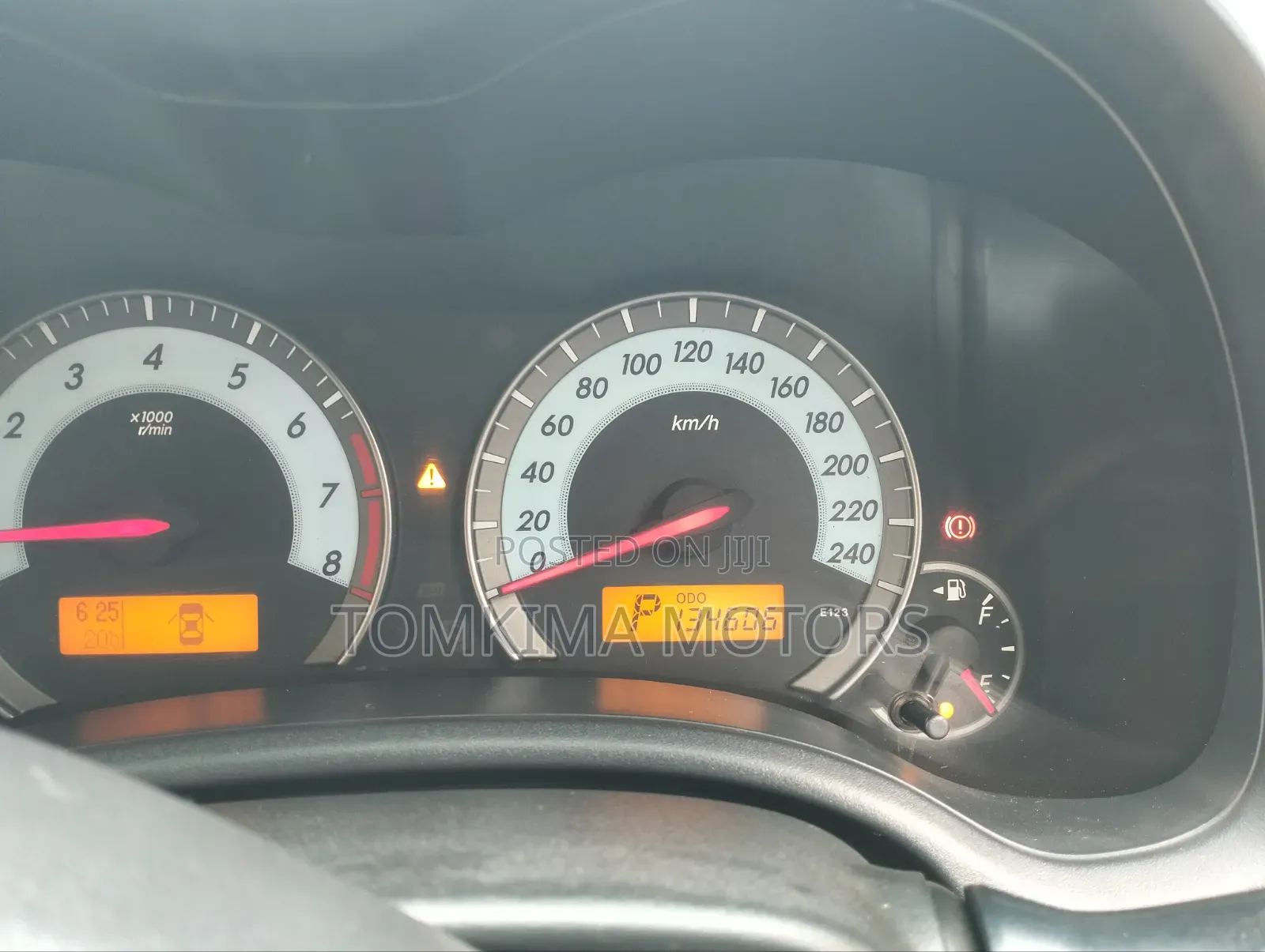 Toyota Corolla 2012 Silver