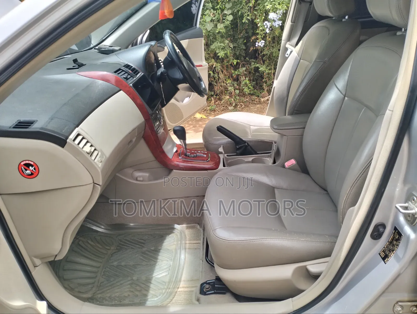 Toyota Corolla 2012 Silver