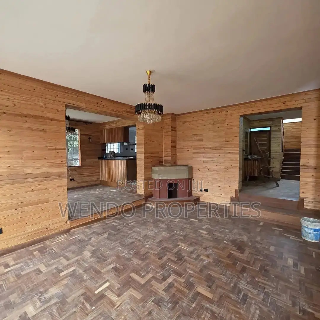 6bdrm Mansion in Ngong CBD for rent