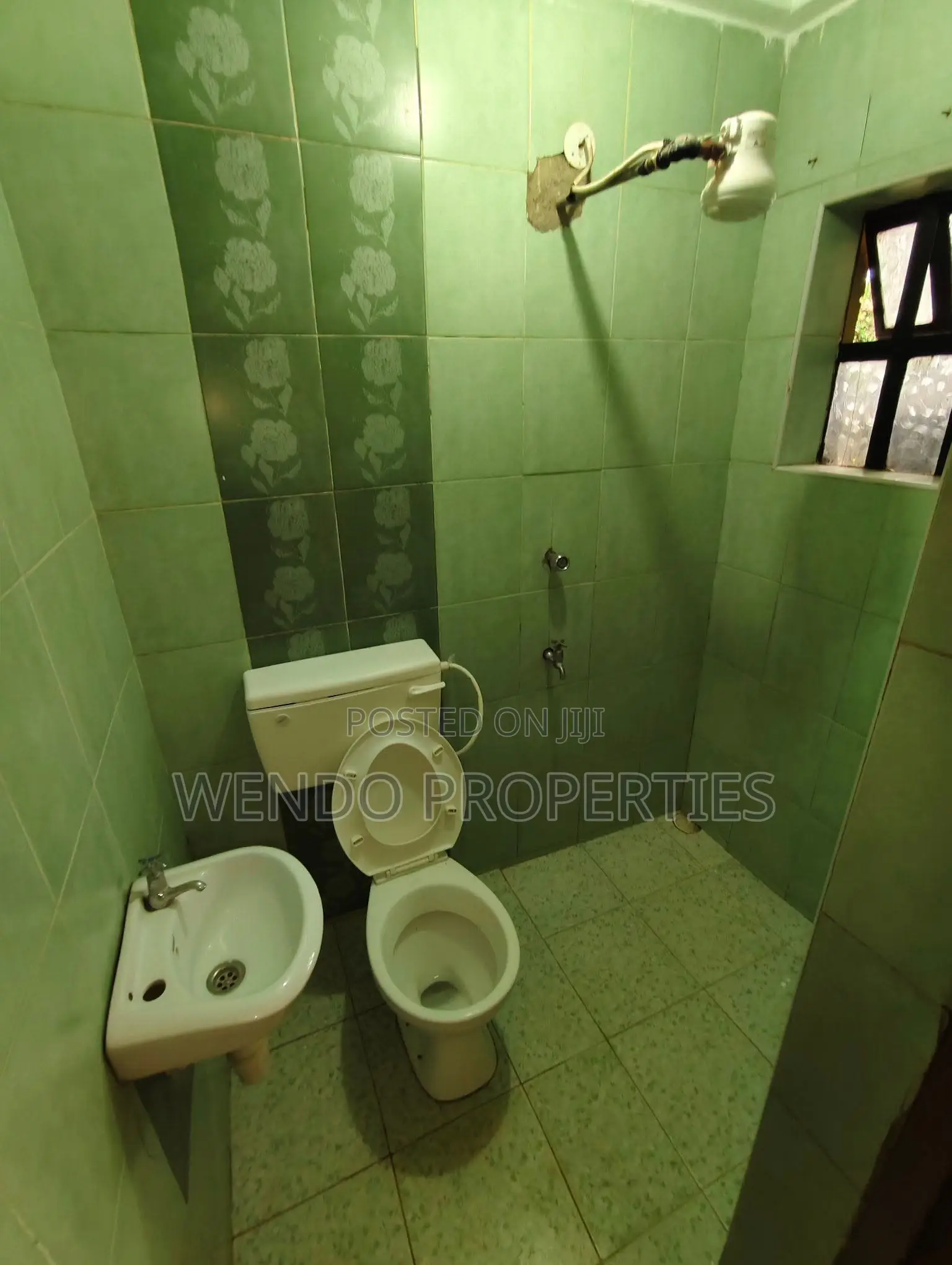 5bdrm Bungalow in Ngong CBD for rent
